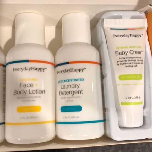 Everyday Happy Family Care Kit Sample Box - Picture 7 of 8